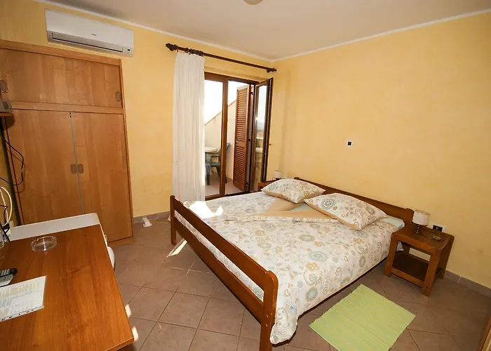 Lena Apartman Premantura