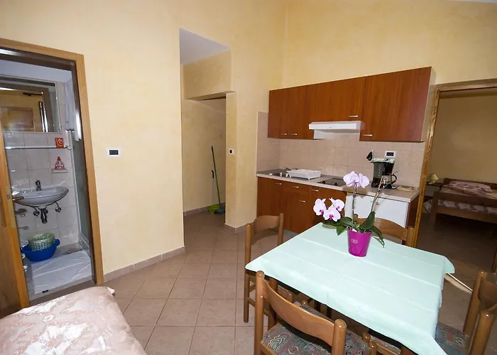 Lena Apartman Premantura