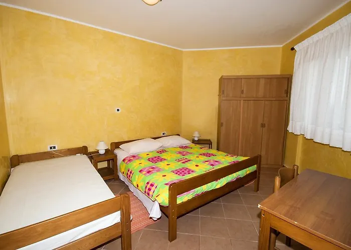Lena Apartman *